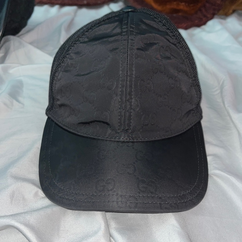 Authentic gucci hat cap